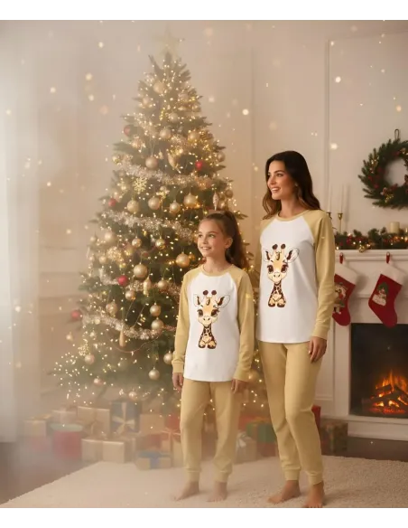 Matching enake pižame mama in hčerka z žirafo - ZUYA Slovenija